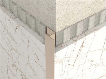 פס דקורטיבי לסגירת אריחי קרמיקה